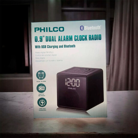 Radio Reloj Despertador Philco PAR3206BT Bluetooth 001