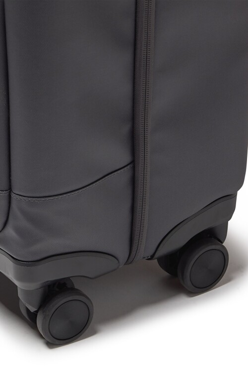 VALIJA CARRY ON GOOD LATITUDE 22" VALIJA CARRY ON GOOD LATITUDE 22"