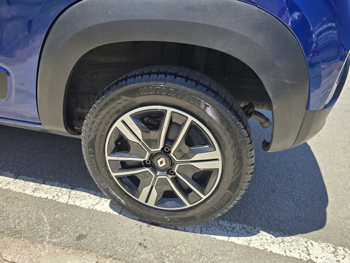 Renault Kwid 1.0 Intens Extra Full | Permuta / Financia Renault Kwid 1.0 Intens Extra Full | Permuta / Financia