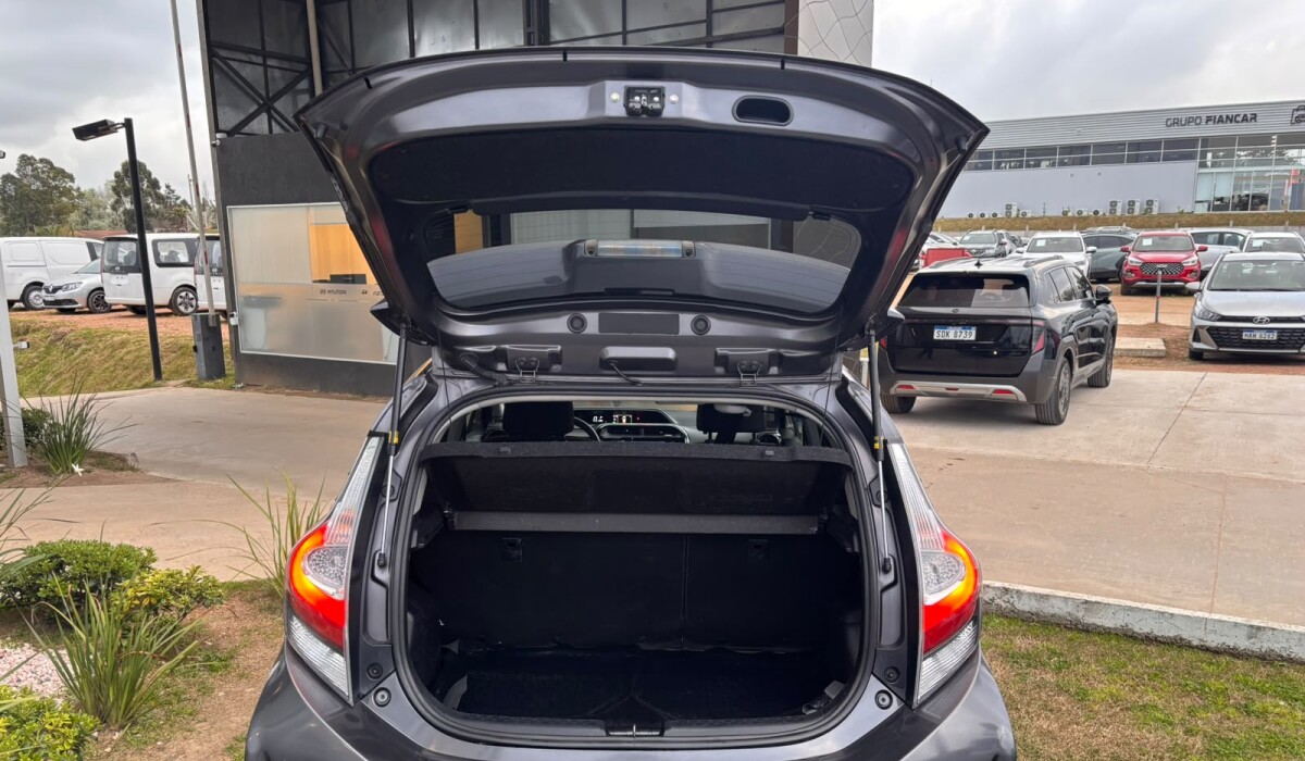Toyota Prius C Hybrid - 2018 Toyota Prius C Hybrid - 2018