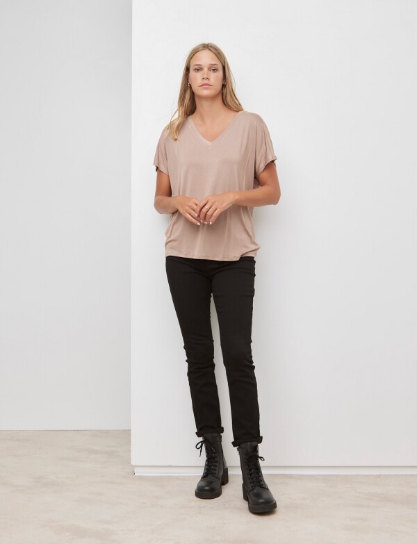 Remera Amplia TOSTADO