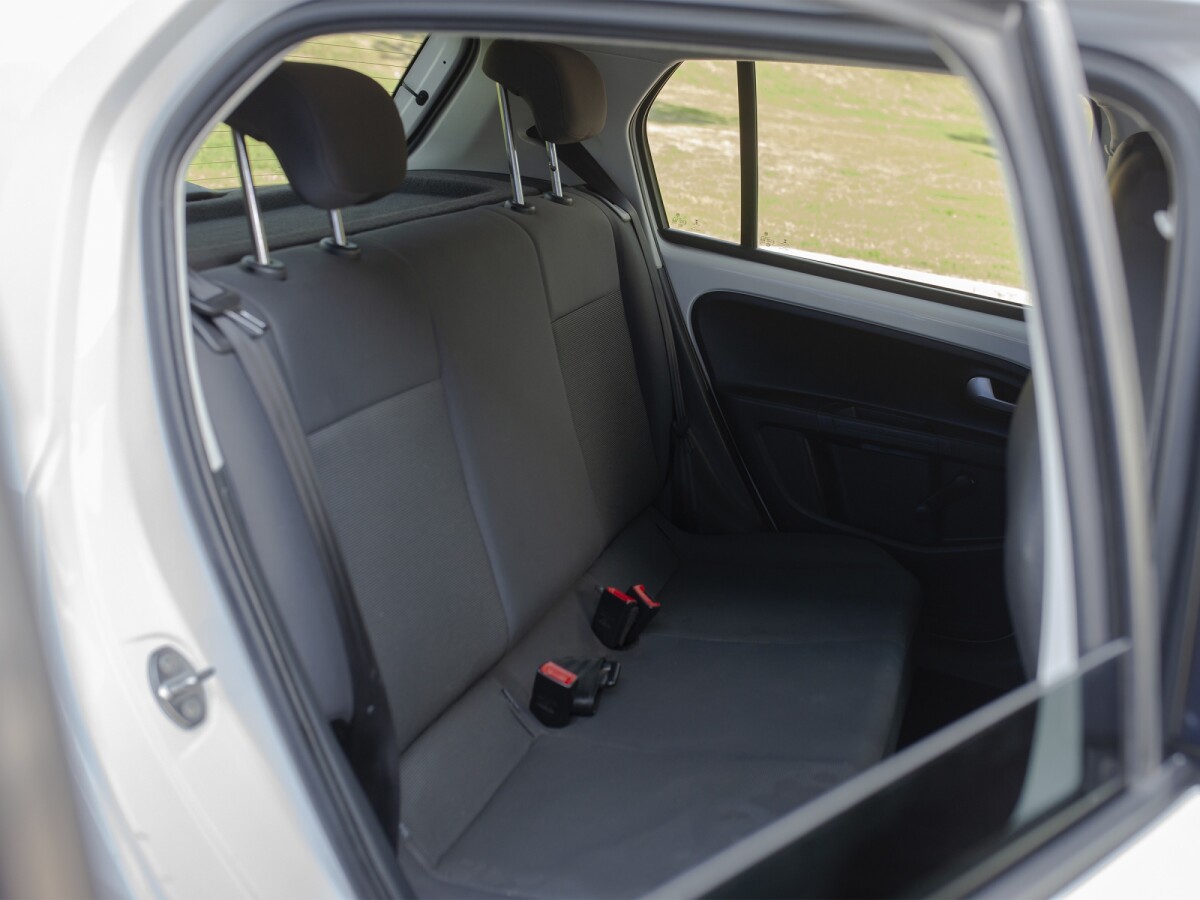Volkswagen Up Move 1.0 Extra Full | Permuta / Financia Volkswagen Up Move 1.0 Extra Full | Permuta / Financia