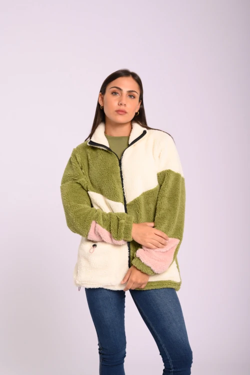 Campera de sherpa combinada Verde