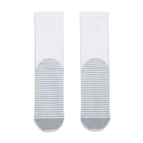 Medias Nike Phantom 6 Bajo Academy Unisex Blanco