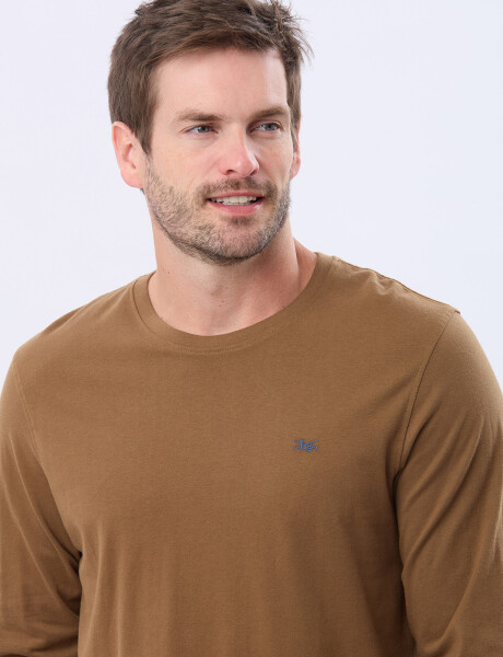 REMERA LISA DE ALGODÓN Mostaza