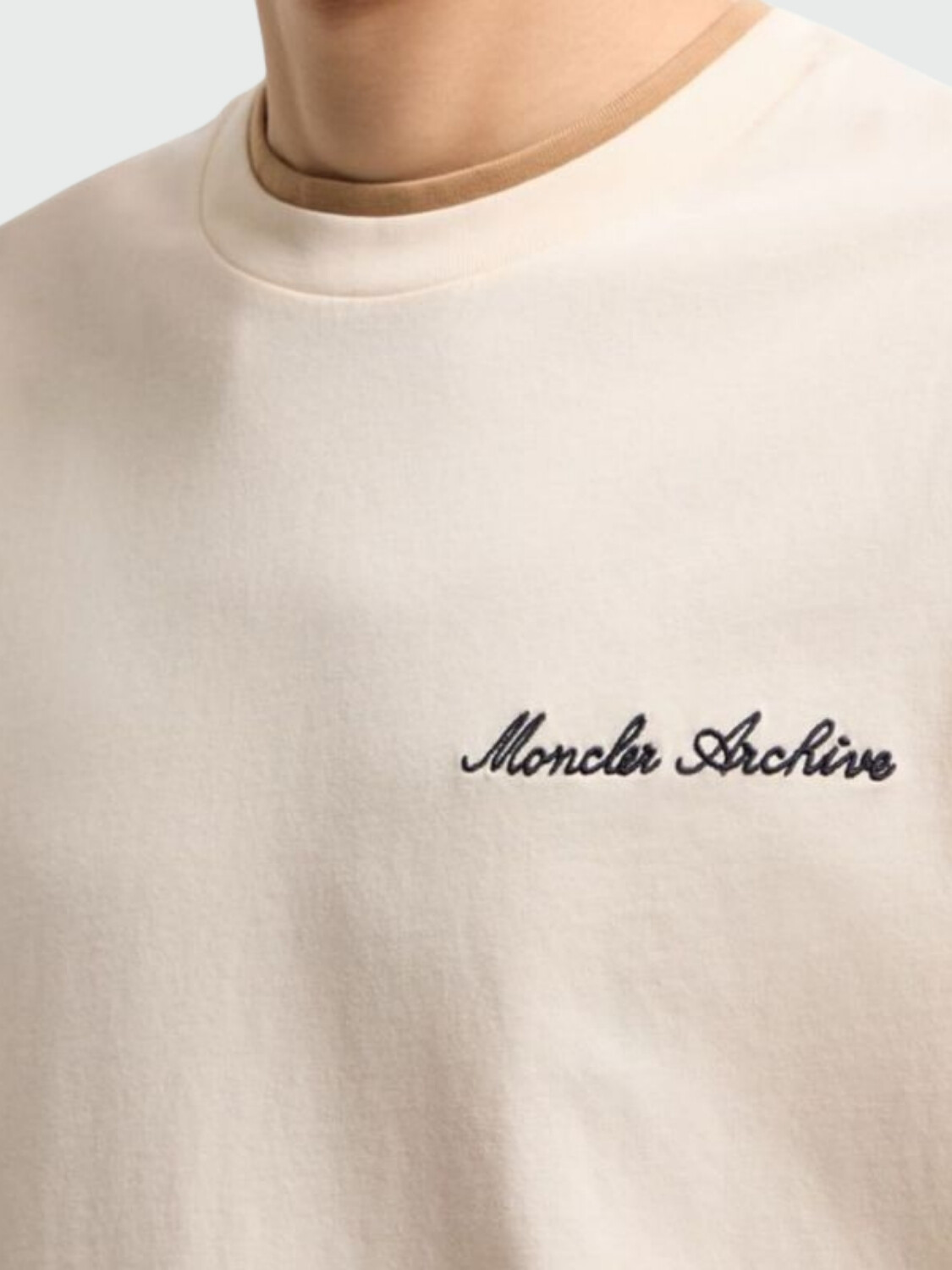 MONCLER - Remera de Algodón con Logo Beige