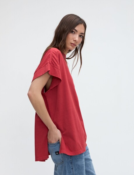 Musculosa Evelyn Rojo