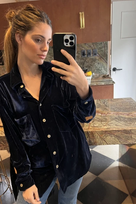 Velvet Shirt con Puño Azul
