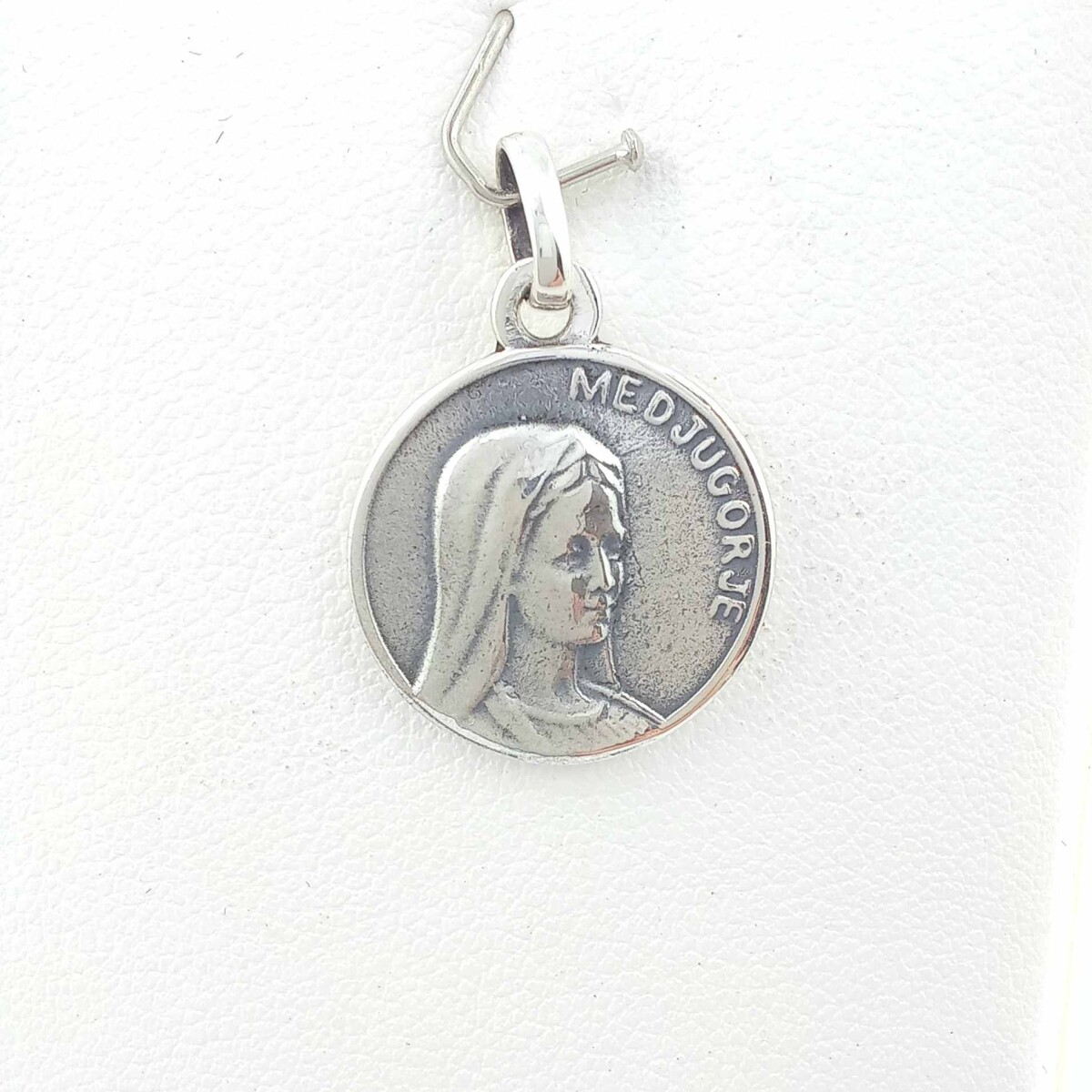 Medalla religiosa de plata 925, Virgen de Medjugore. 