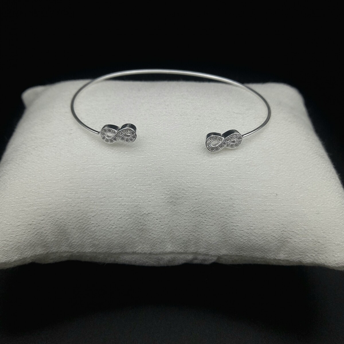 Esclava de plata 925 con circonias, INFINITO. 