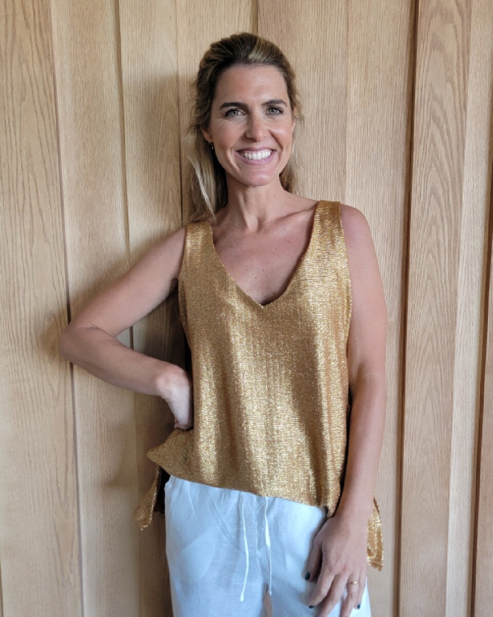 Musculosa Night - dorado 