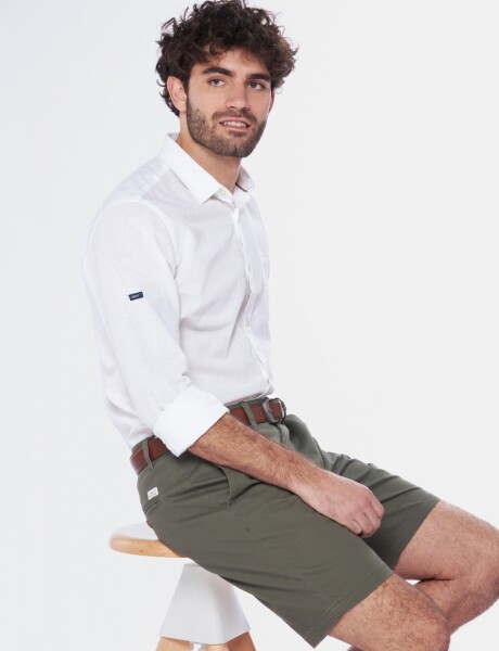 BERMUDA CLÁSICA CON SPANDEX Verde