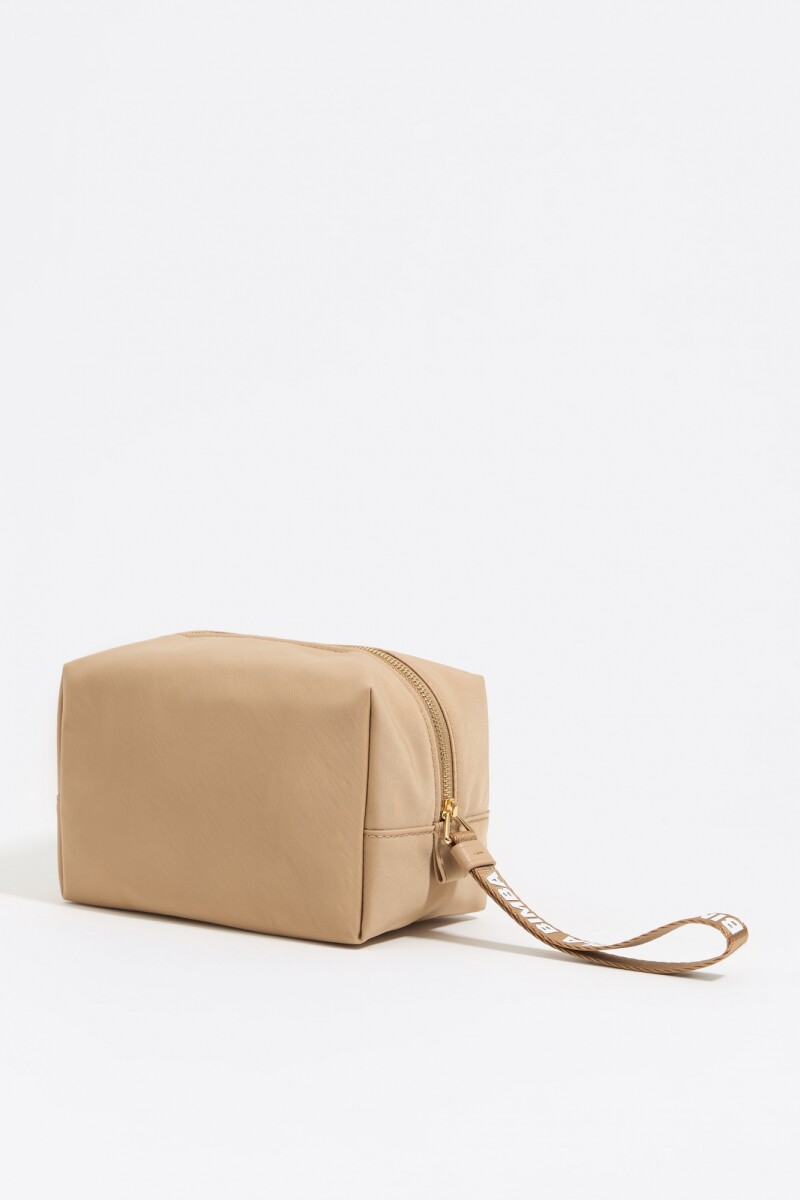 NECESER Camel