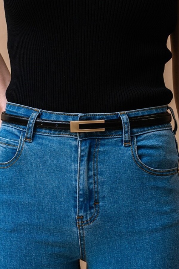 Cinto Negro. Cinto Negro.