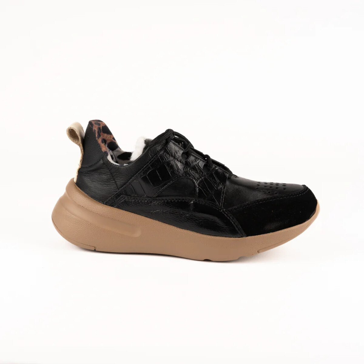 DEPORTIVO IVY - Negro corderito 