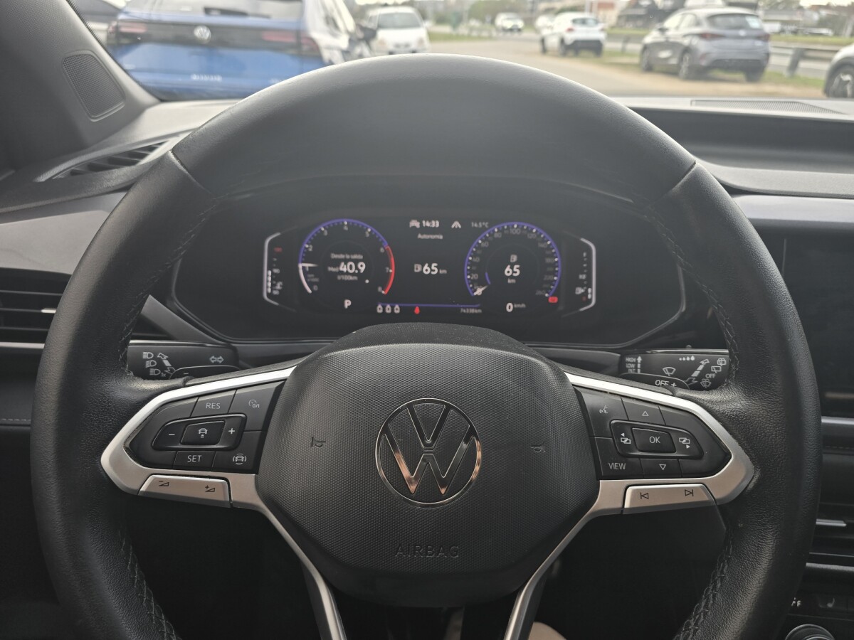 Volkswagen Taos Highline 1.4T| Permuta / Financia Volkswagen Taos Highline 1.4T| Permuta / Financia