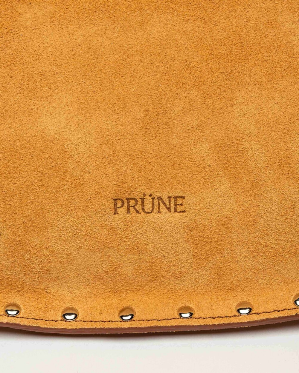 Cartera al hombro Luna en cuero gamuza Cuoio