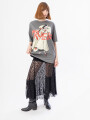 REMERA FASHION CRUELLA GRIS CLARO