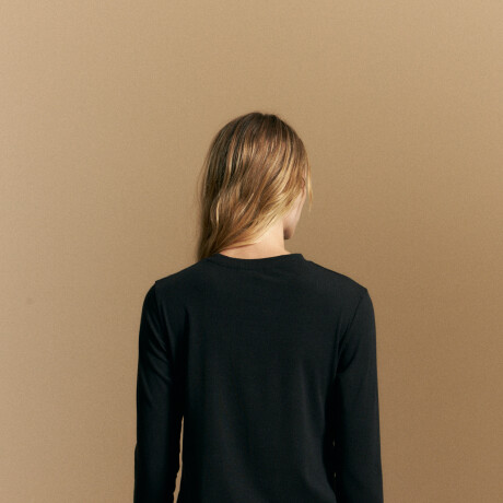 REMERA LAMOTE Negro