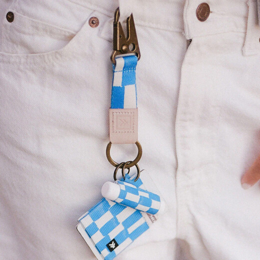 Llaveros Thread Keychain Clip - Azul Llaveros Thread Keychain Clip - Azul