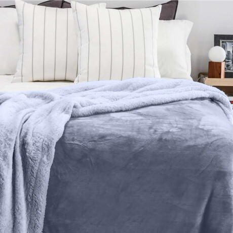 Frazada Flannel con Corderito King Size Richmond 240 x 260 cm Azul Piedra