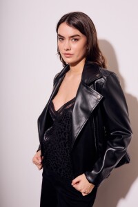 Campera Cuero Vegano Negro