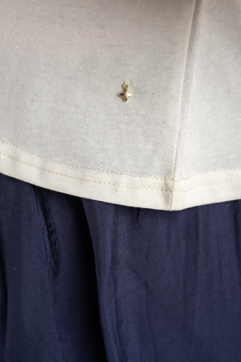 Remera Off White