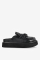 ZUECO CON PLATAFORMA Y FLECOS Negro