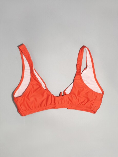 Top con Nudo Naranja