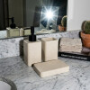 Set accesorios para baño cerámica textura beige Set accesorios para baño cerámica textura beige