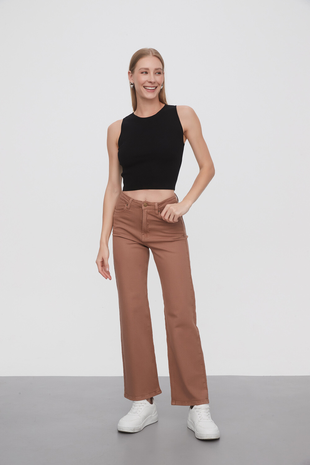 Tops Sabri Negro