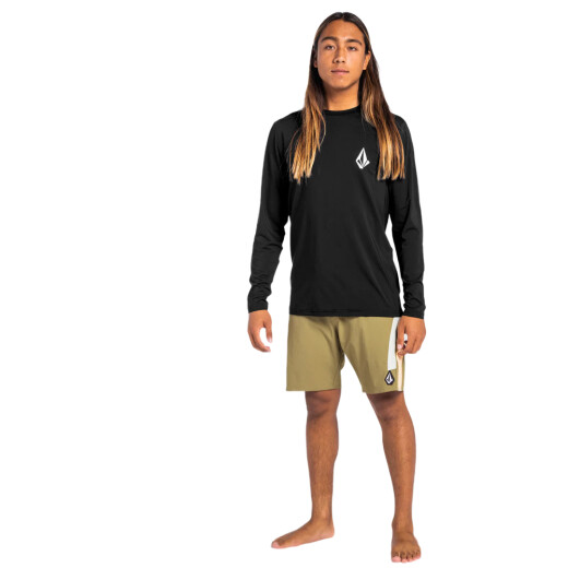 Bermuda Volcom Arched Liberators 18 Bermuda Volcom Arched Liberators 18