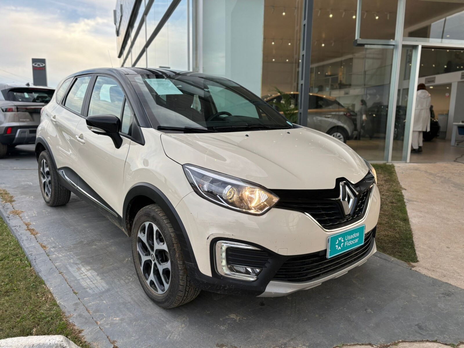 Renault Captur 1,6 CVT Intense - 2021 
