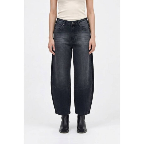 Jean Ophelia Black I26