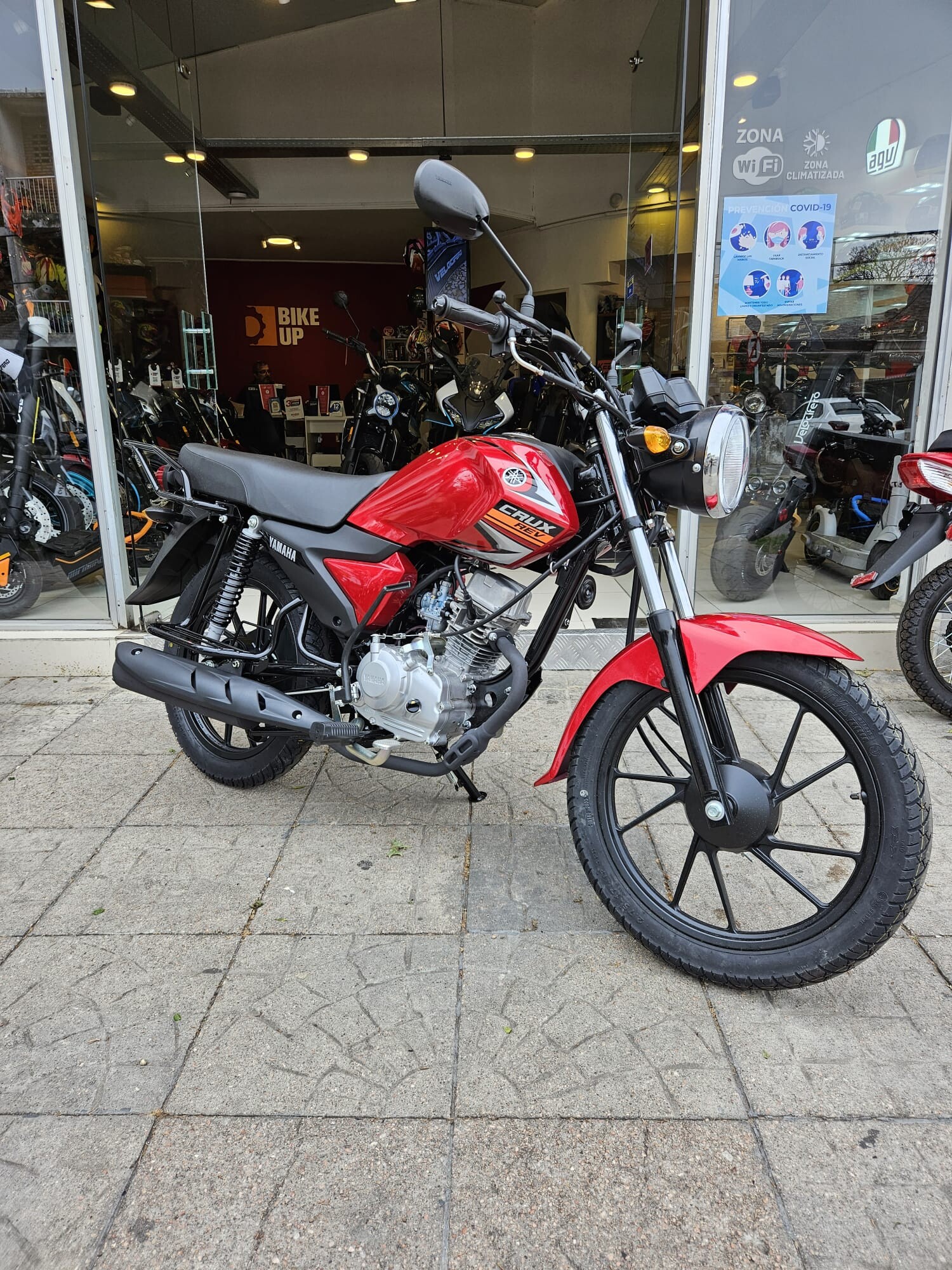 Yamaha Crux Rojo Reserva — Bike Up