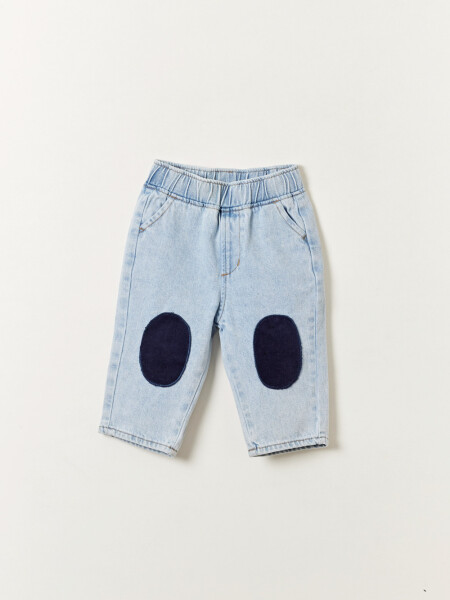 Pantalón jean con rodilleras Celeste