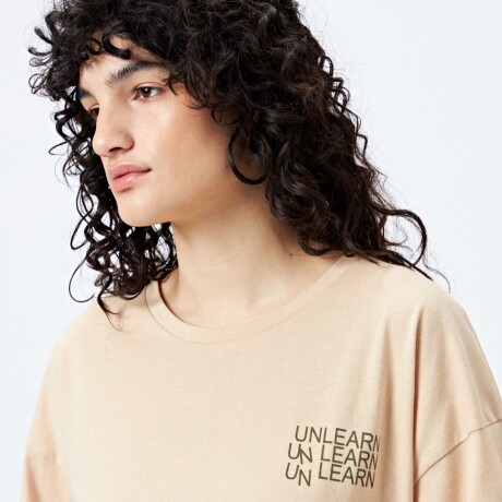 REMERA UNITA Arena