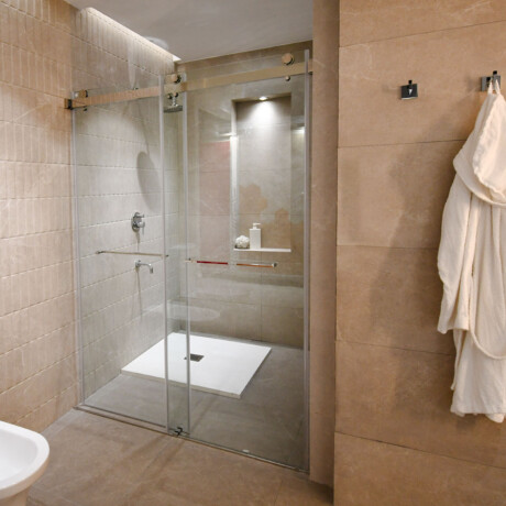 Mampara de Vidrio 8mm con Perfiles de Aluminio Cromo 140x200 cm GAMAS DE GRIS