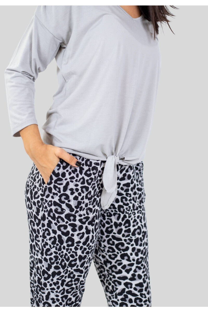 PIJAMA COMBINADO GRIS