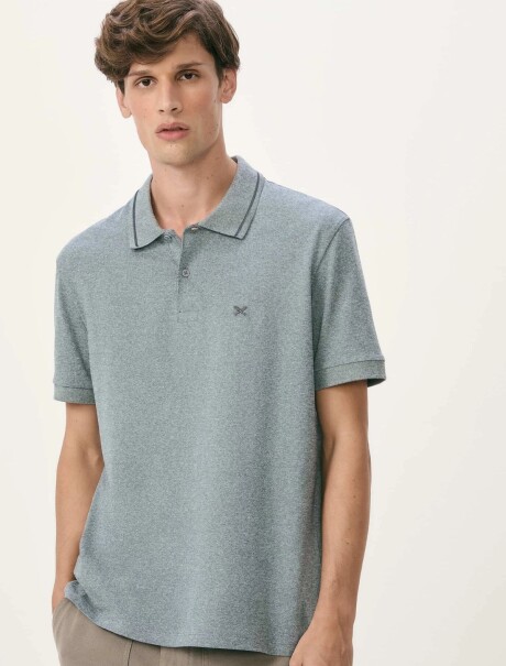 CAMISETA CON CUELLO TEXTURIZDA AZUL