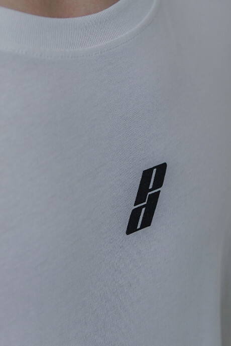 Remera Pulau Boxy Back Blanco