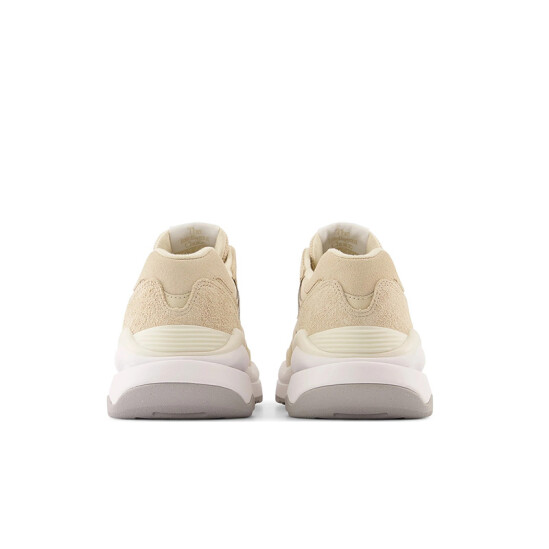 Championes New Balance 57/40 Beige