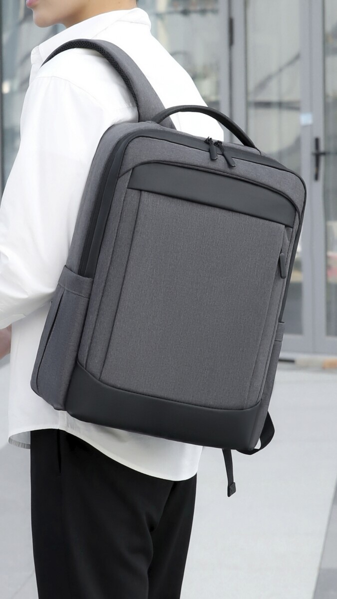 MOCHILA WEEKLY - GRIS 