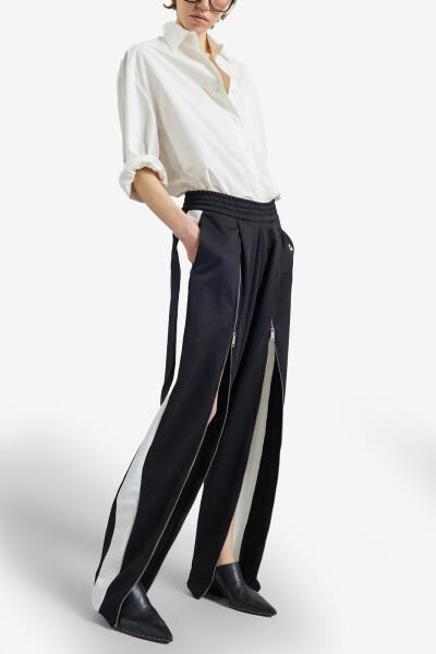 PANTALÓN SAROUEL TRACK Negro