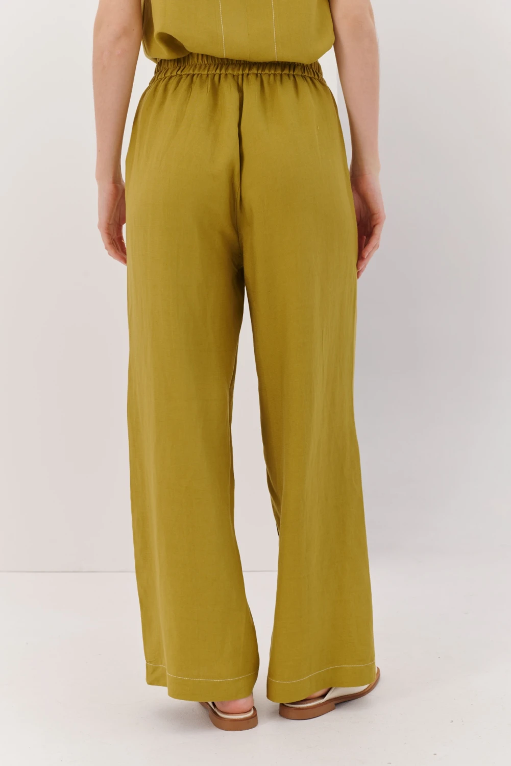 PANTALON LINO POCKET verde oliva 1