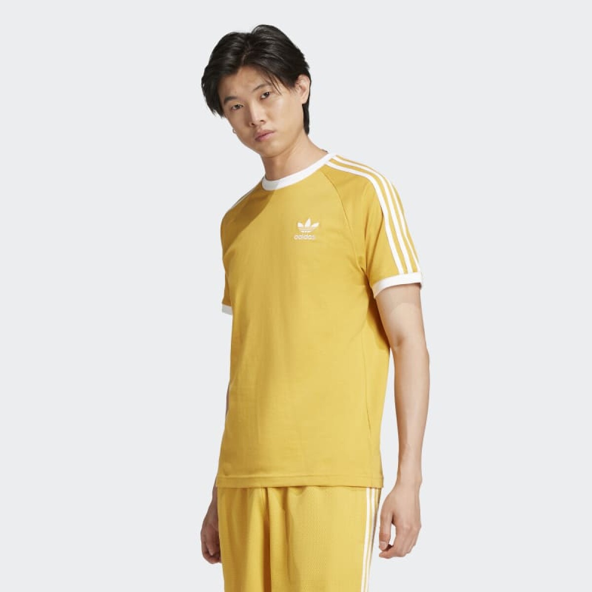 Remera Adidas Adicolor Classic - Amarillo 