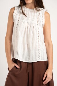 Blusa Con Frunce Nácar