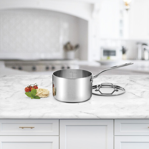 Cuisinart® Cacerola de 2,8 L con tapa, de 5 capas en Acero Inoxidable N/A