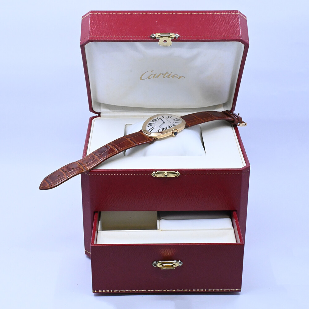Cartier Baignoire XL referencia 3031 oro 18k amarillo 44 mm x 32 mm. Movimiento manual con estuche. Cartier Baignoire XL referencia 3031 oro 18k amarillo 44 mm x 32 mm. Movimiento manual con estuche.