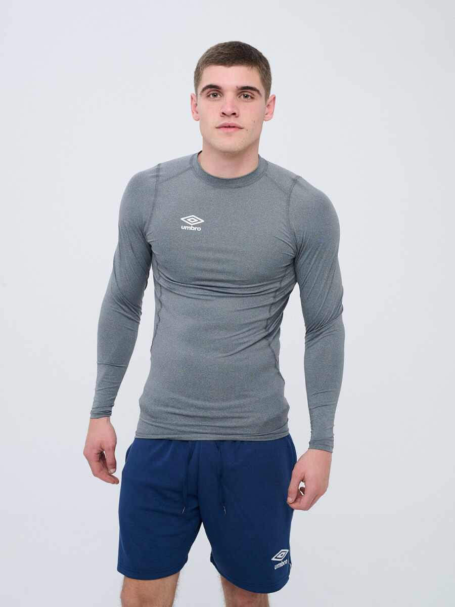T-Shirt Térmica Manga Larga Umbro Hombre - 005 